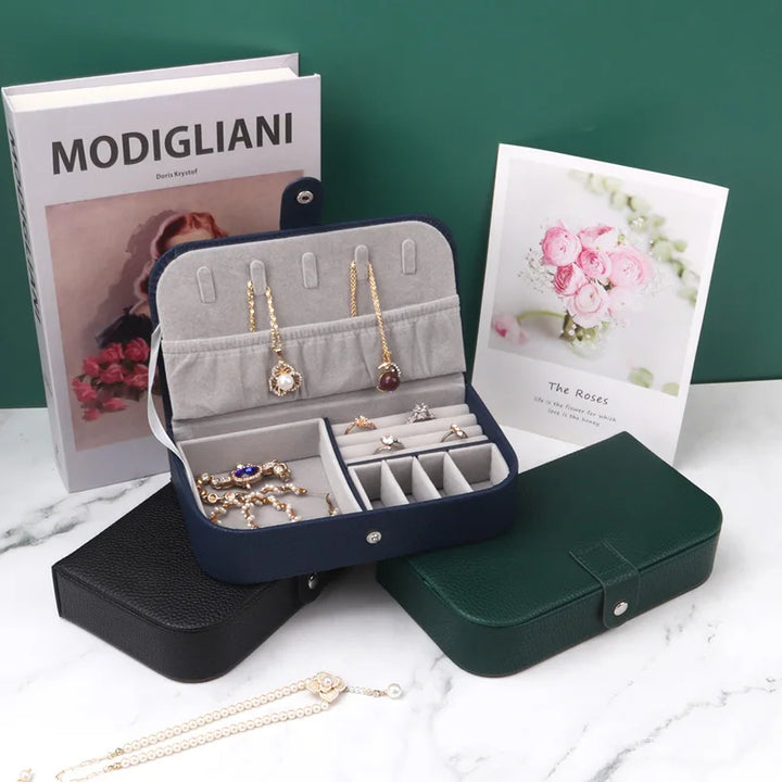 TravelGlow Leather Jewelry Organiser