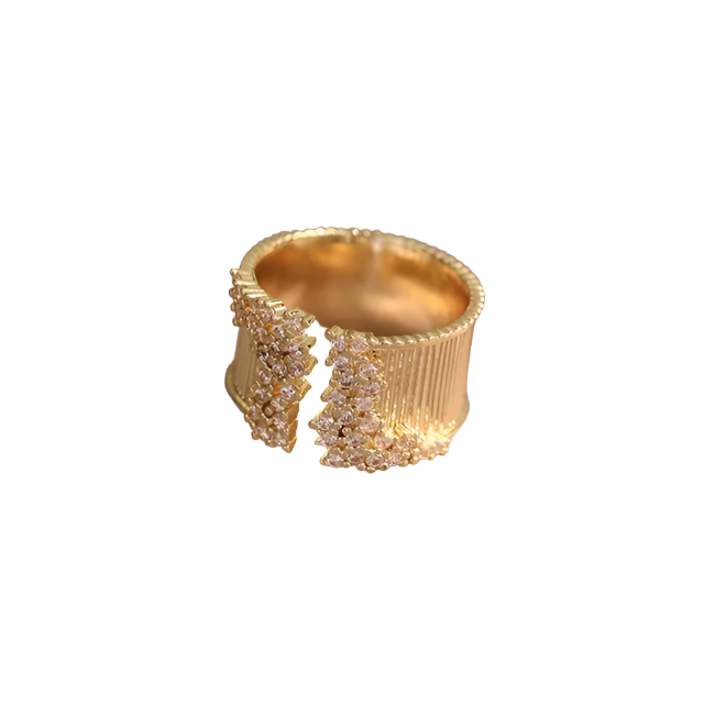 Starlight Symphony Ring Gold