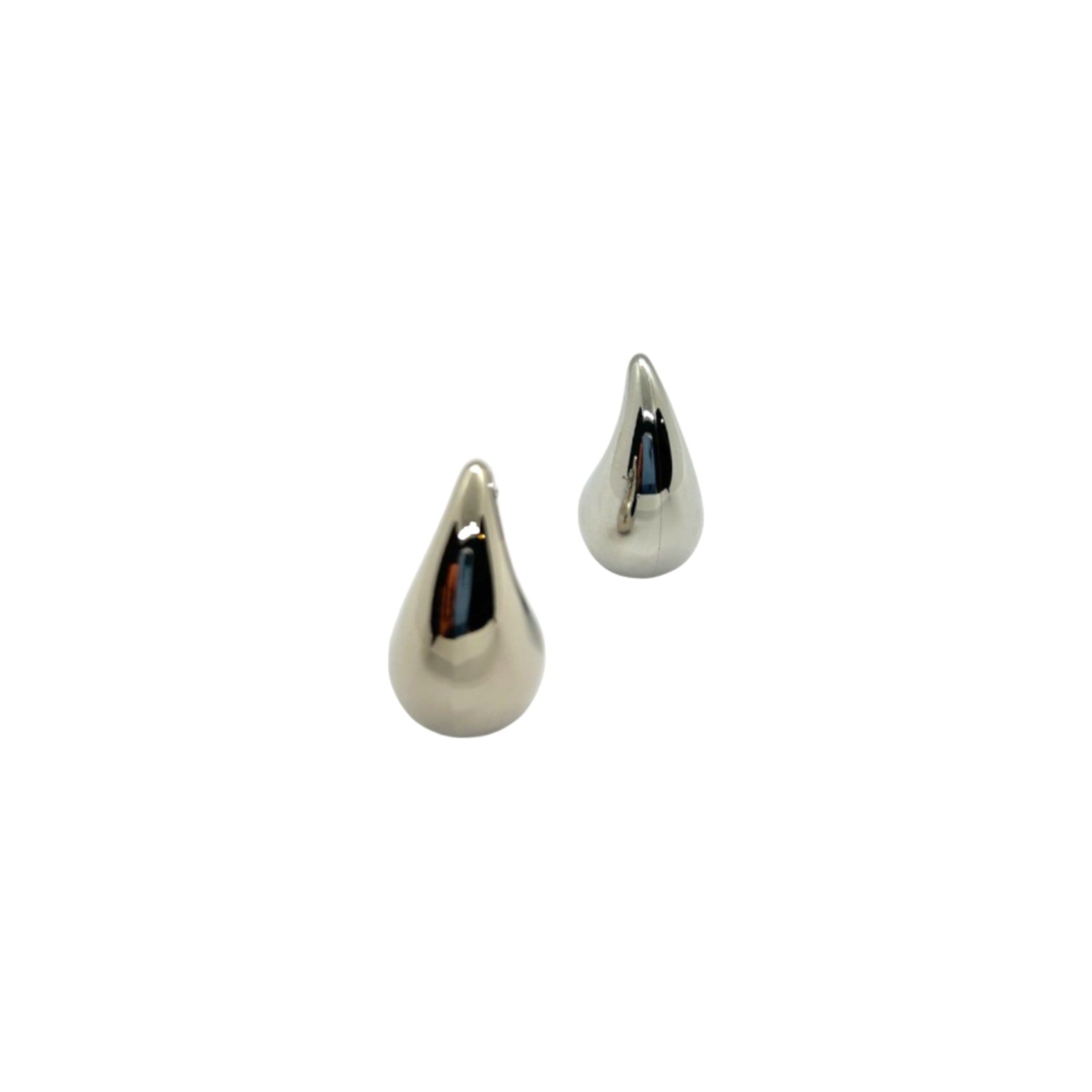 Dew Drop Dazzle Plain Silver Earring