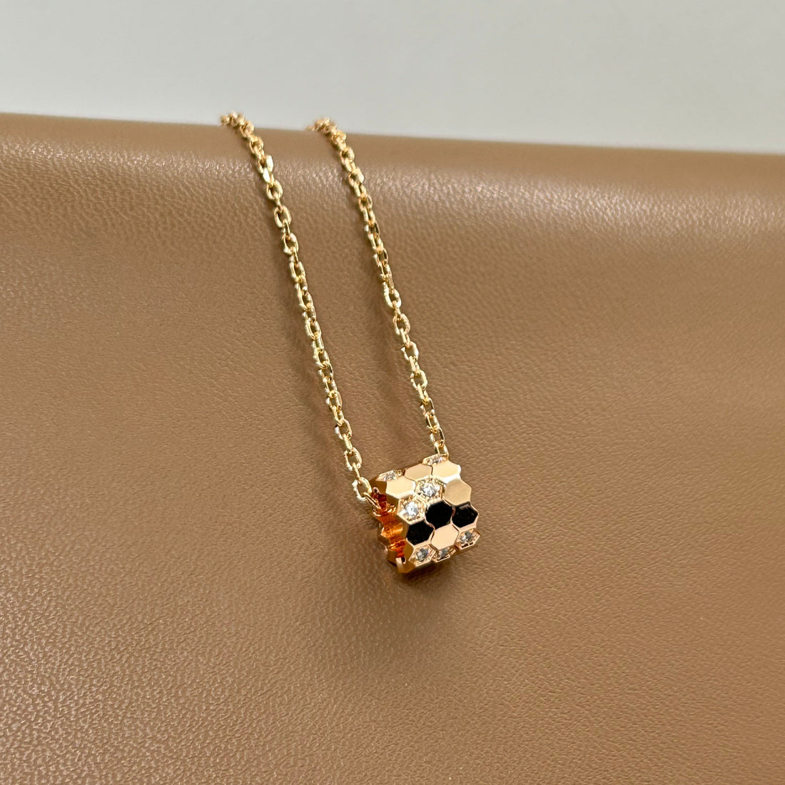 Luminous Love Necklace Rose